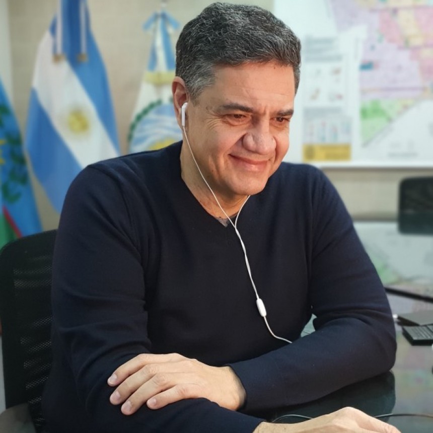 JORGE MACRI CRUZÓ A LOUSTEAU: 