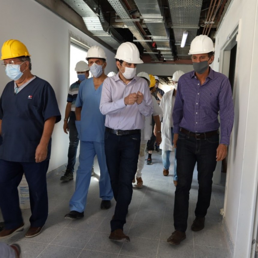 FERNANDO MOREIRA Y GABRIEL KATOPODIS RECORRIERON LAS OBRAS EN EL HOSPITAL THOMPSON Y ANUNCIARON LA CUARTA ETAPA