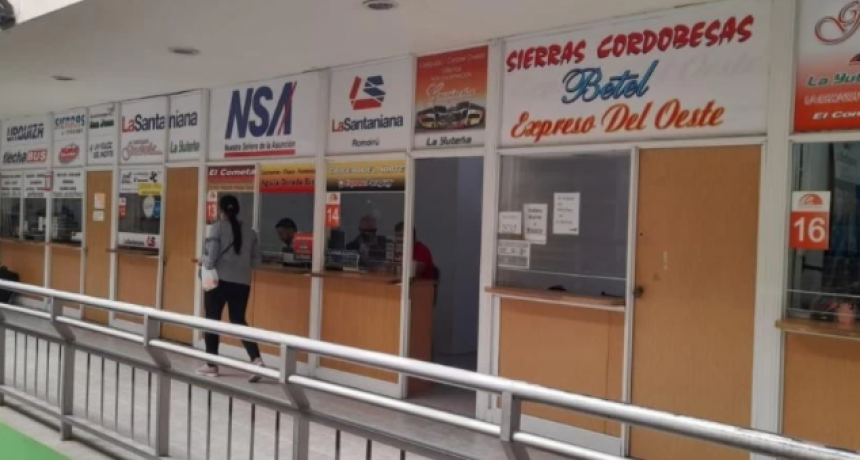 DESARTICULARON UNA BANDA QUE VENDÍA PCR TRUCHOS JUNTO A PASAJES DE MICRO