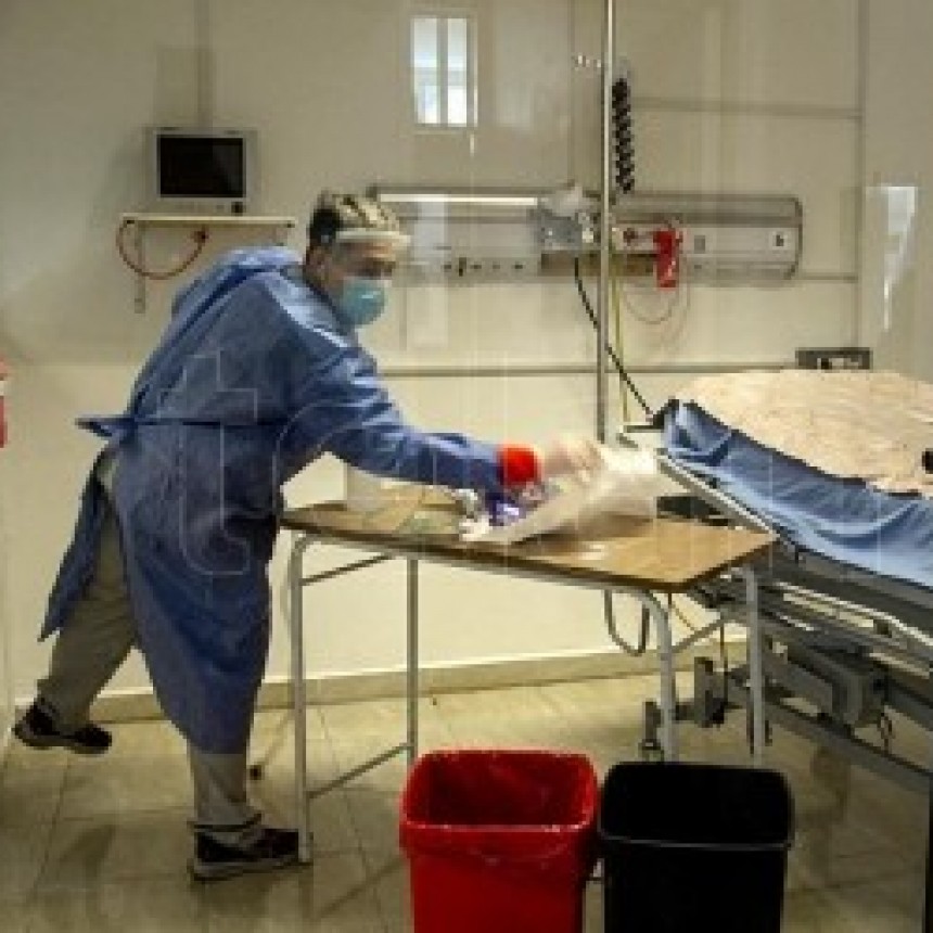 EN BUENOS AIRES, EL PERSONAL DE SALUD VACUNADO Y SIN SÍNTOMAS NO DEBERÁ AISLARSE ANTE CONTACTO ESTRECHO