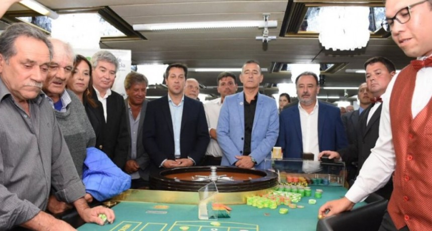 REABRIÓ EL CASINO DE NECOCHEA Y DESDE EL GOBIERNO BONAERENSE SE COMPROMETIERON A CONTINUAR CON SU PUESTA EN VALOR