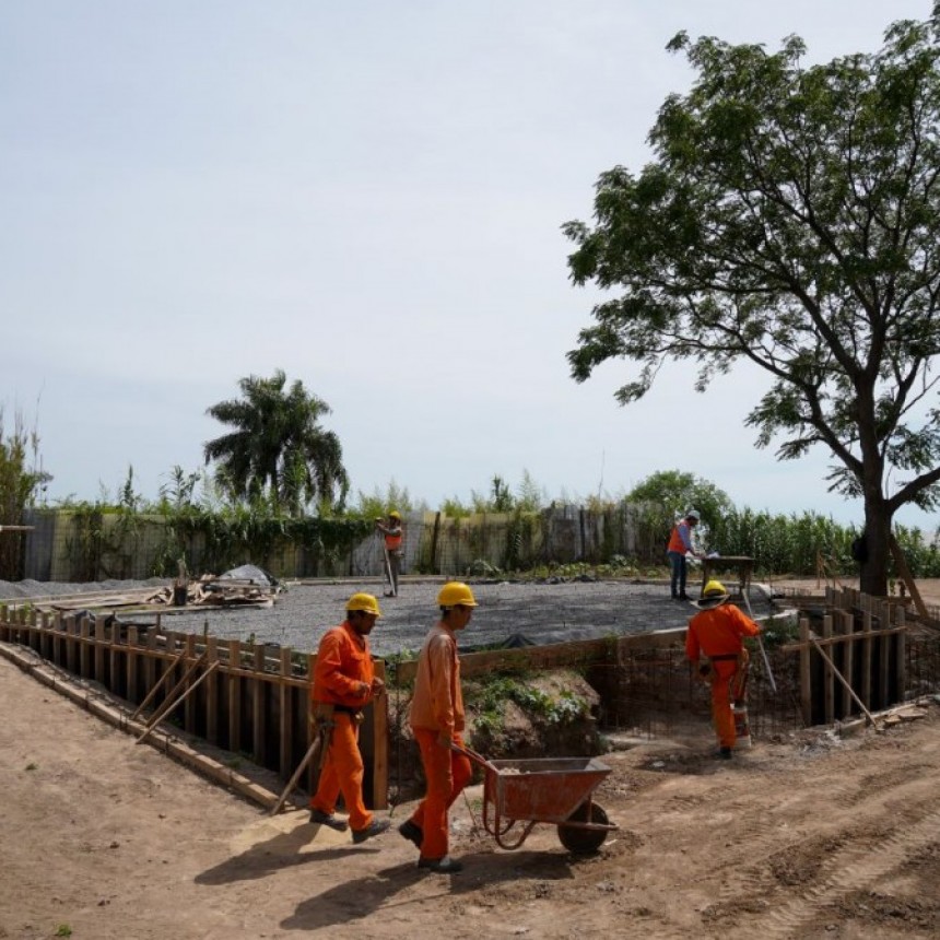 AVANZAN LAS OBRAS DE LA PLAZOLETA SAN LORENZO EN LA LUCILA