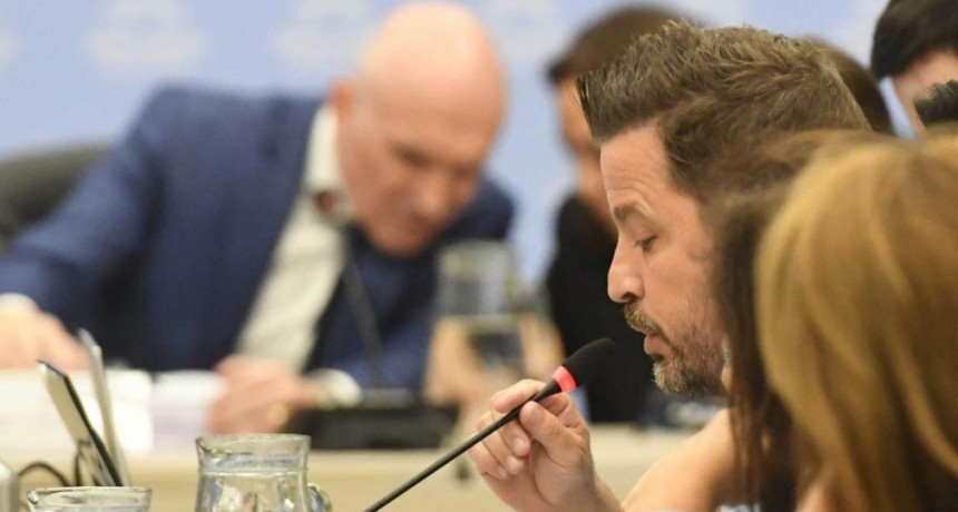 TRAS UNA EXTENSA JORNADA DE NEGOCIACIÓN, EL GOBIERNO AVANZÓ HACIA LA APROBACIÓN DE SU AMBICIOSO PROYECTO DE LEY