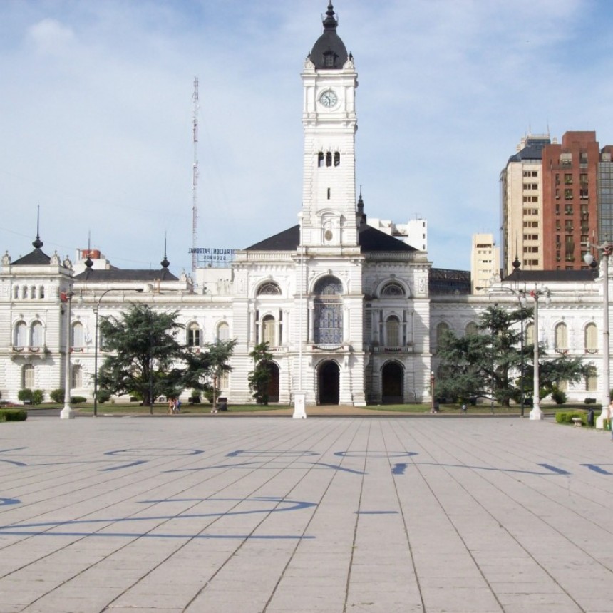 LA PLATA: EL 56% DE LOS EMPLEADOS MUNICIPALES NO VAN A TRABAJAR