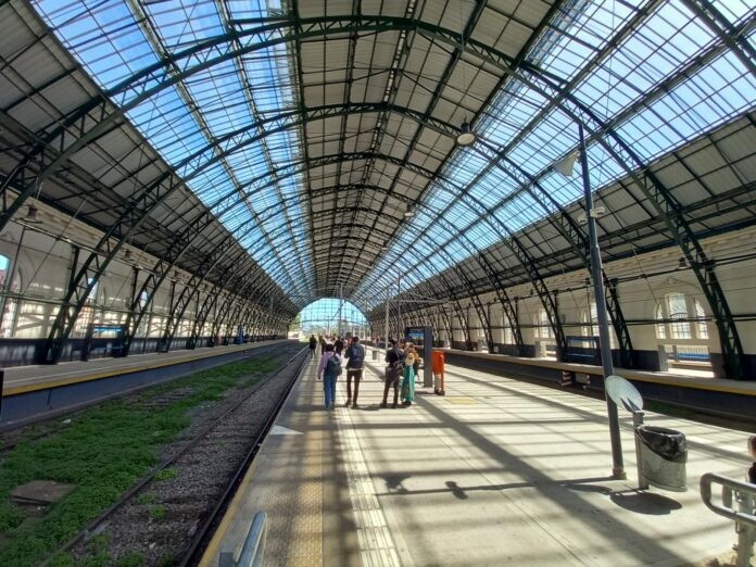 COMENZÓ EL PARO DE TRENES EN TODO EL PAIS 