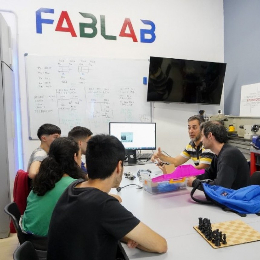 COMENZARON LAS INSCRIPCIONES PARA LOS CURSOS DE VERANO DEL FAB LAB DE VICENTE LÓPEZ