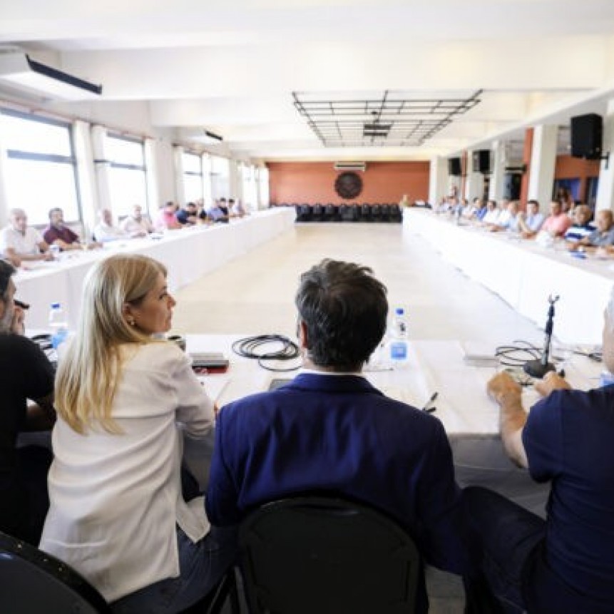 EN UNA CUMBRE CON KICILLOF, 35 INTENDENTES DEL PJ PIDIERON AVANZAR CON EL DESDOBLAMIENTO
