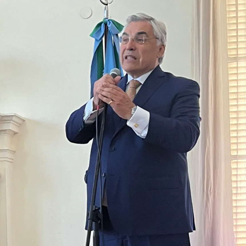 UN INTENDENTE QUE SE SUM&Oacute; AL AXELISMO, DURO CON CRISTINA: "ES UNA DELICUENTE CONDENADA POR DELITOS COMUNES"