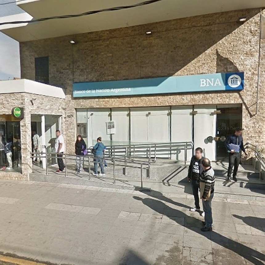 ASESINAN A UN CAJERO EN UN ASALTO A UN BANCO DE ISIDRO CASANOVA