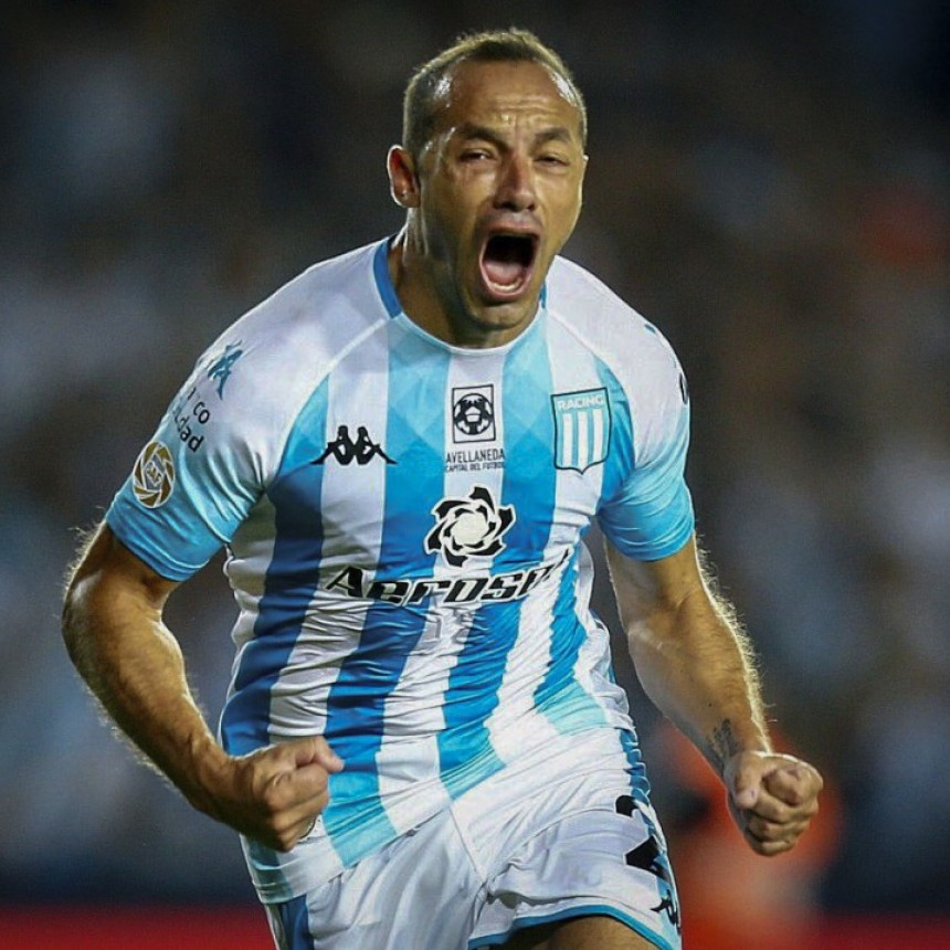 RACING CON 9 JUGADORES GANÓ EL CLÁSICO DE AVELLANEDA