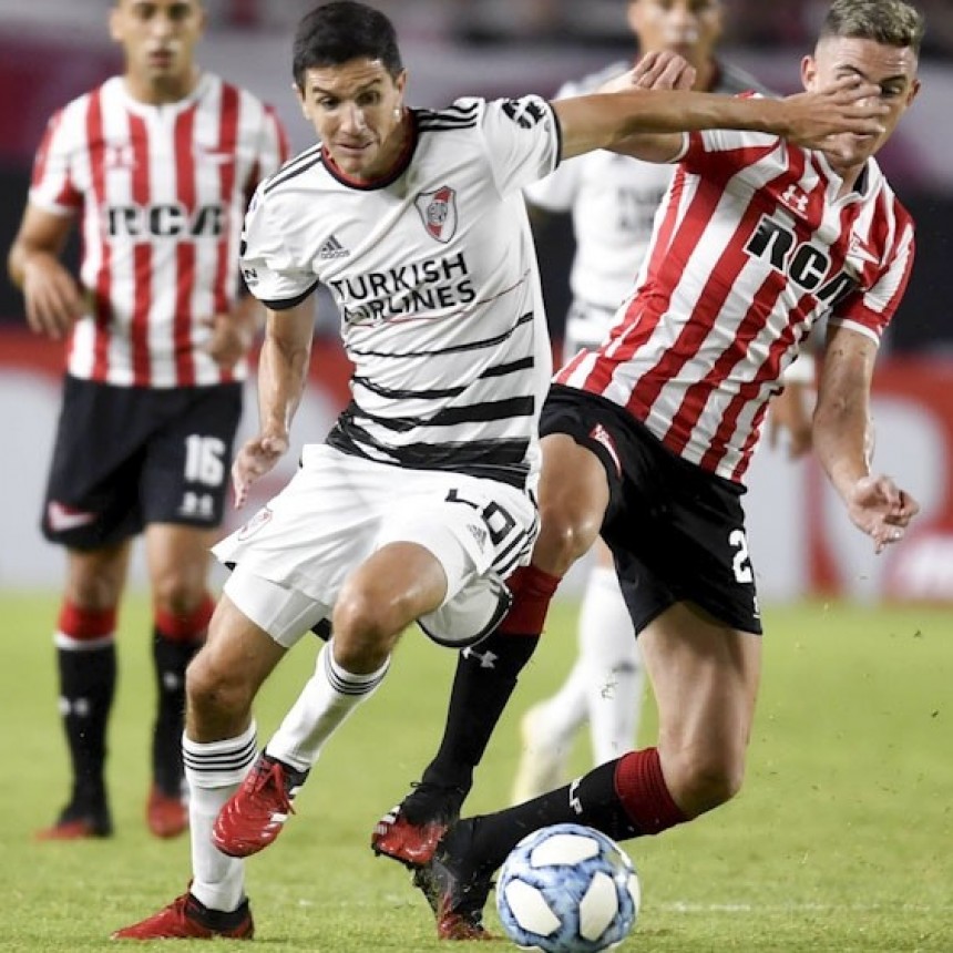 ESTUDIANTES NO PUDO CON RIVER QUE SE ENCAMINA A GANAR EL CAMPEONATO