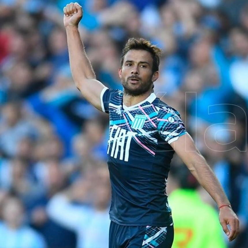 EL SUBCAMPEÓN BANFIELD RECIBE A UN RACING EN RENOVACIÓN PARA ABRIR LA COPA DE LA LIGA PROFESIONAL