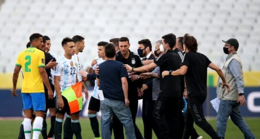 LA FIFA ORDENÓ JUGAR EL CLÁSICO ARGENTINA-BRASIL SUSPENDIDO POR EL TEMOR AL COVID