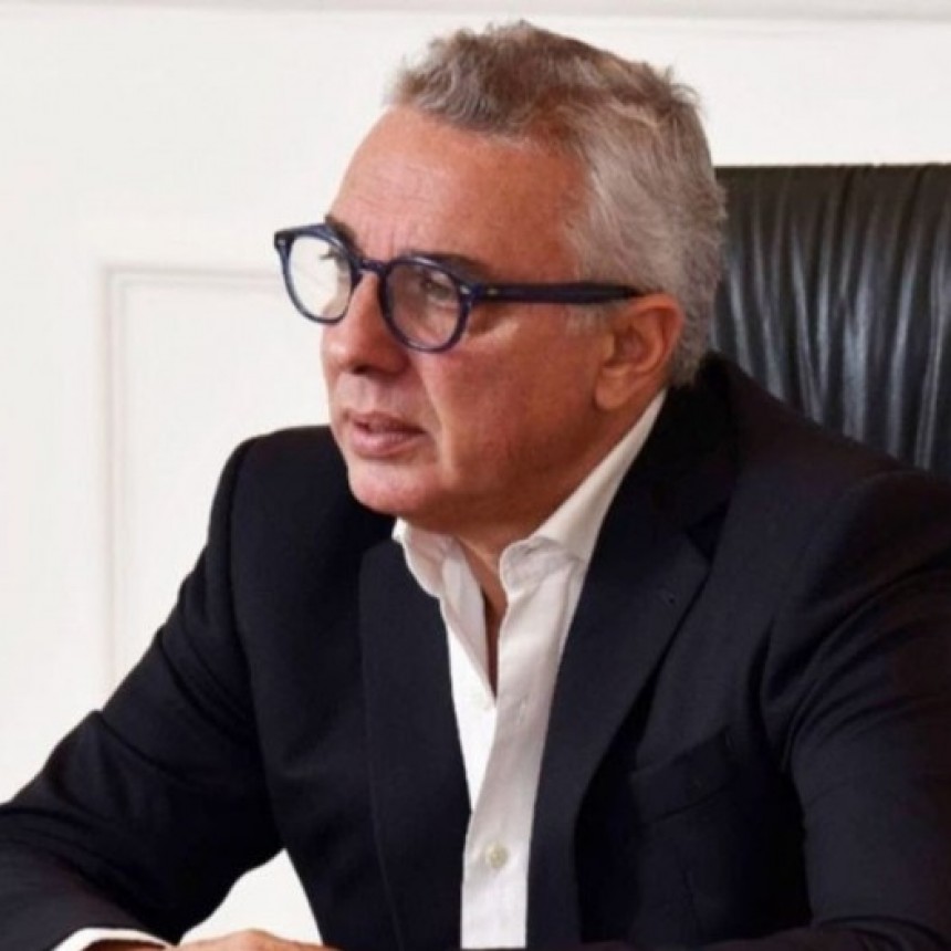 JULIO ZAMORA: “TENEMOS QUE UTILIZAR RECURSOS DE LAS FUNCIONES PROPIAS DEL MUNICIPIO Y DAR A LO MÁS URGENTE, QUE ES LA COMIDA EN LA MESA DE LOS VECINOS