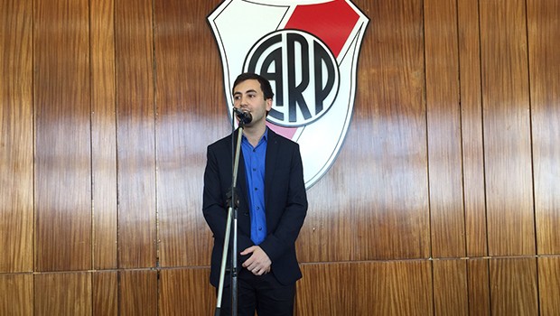 EL SECRETARIO GENERAL DE RIVER PLATE APUNTÓ CONTRA JUAN SEBASTIÁN VERÓN: “TODO LO QUE HACE Y DICE GENERA DESCONFIANZA”