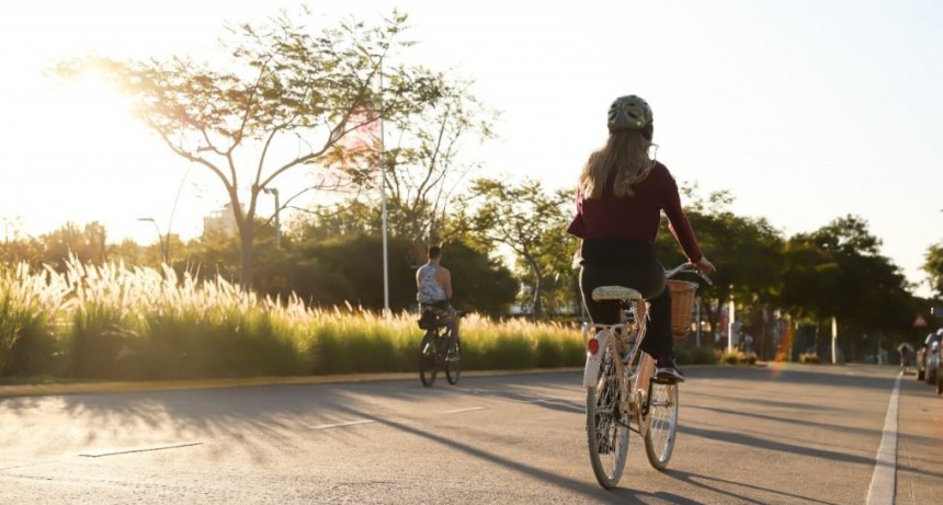 VICENTE L&Oacute;PEZ CELEBRA SAN VALENTIN Y EL FIN DE SEMANA LARGO CON PROPUESTAS GASTRON&Oacute;MICAS, SHOWS EN VIVO Y COSTA 100% PEATONAL