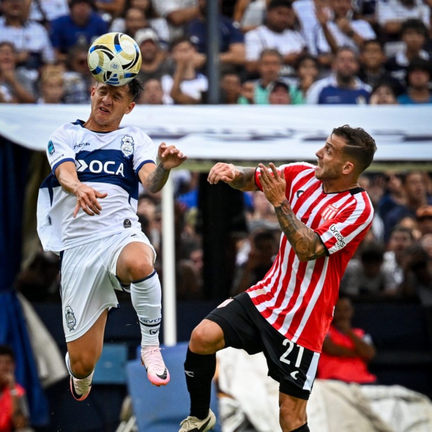 SIN DIFERENCIAS EN EL CL&Aacute;SICO PLATENSE: GIMNASIA Y ESTUDIANTES IGUALARON SIN GOLES EN EL BOSQUE