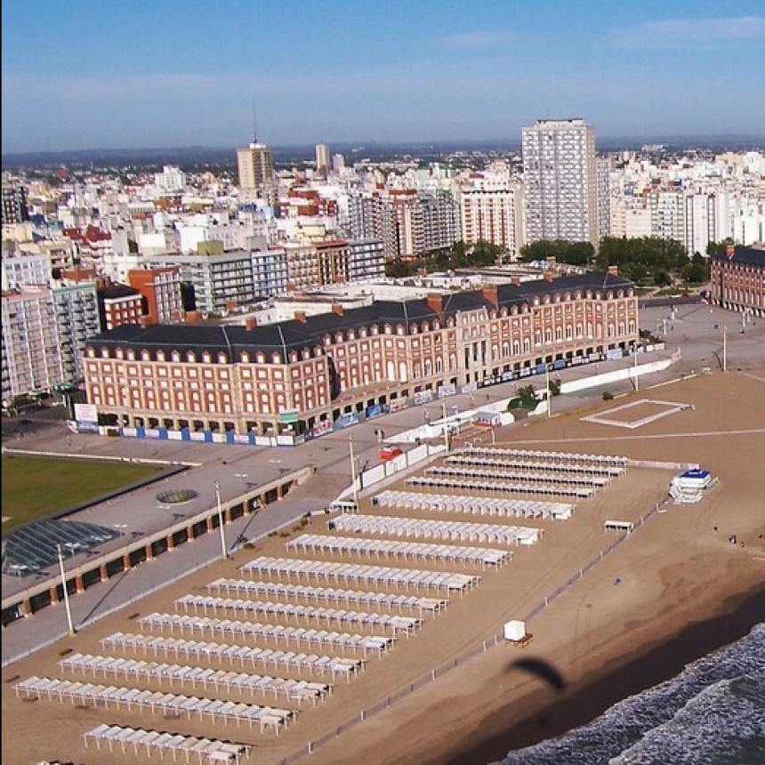 MAR DEL PLATA, PINAMAR, GESELL Y EL PARTIDO DE LA COSTA PIDEN A LOS TURISTAS QUE NO VIAJEN