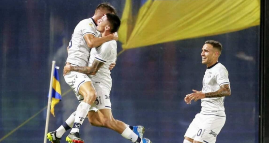 TALLERES SORPRENDIÓ A BOCA Y LE GANÓ AGÓNICAMENTE POR 2 A 1 EN LA BOMBONERA