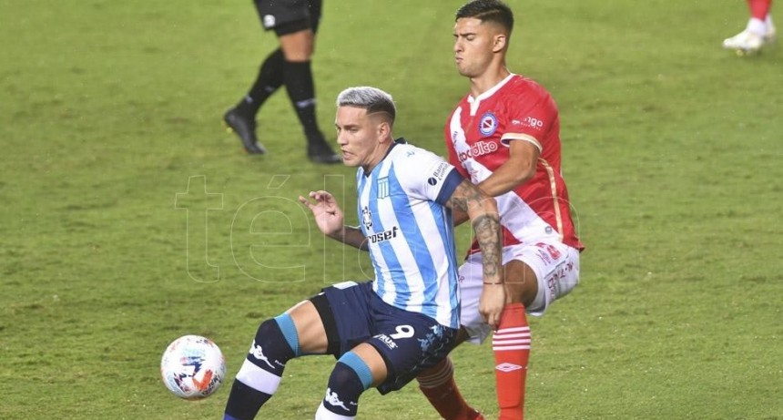 RACING SUMÓ SU CUARTA VICTORIA CONSECUTIVA EN LA ERA PIZZI ANTE ARGENTINOS JUNIORS