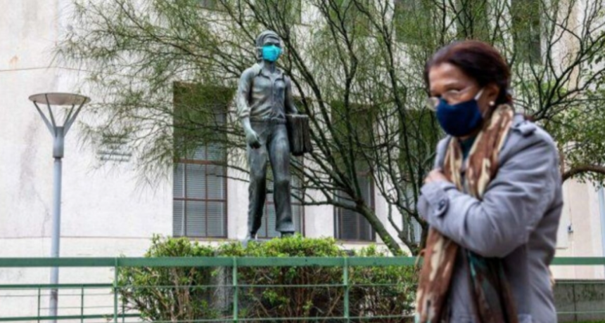 EN URUGUAY CERRARÁN LAS ESCUELAS Y LAS OFICINAS PÚBLICAS ANTE EL AVANCE DEL CORONAVIRUS