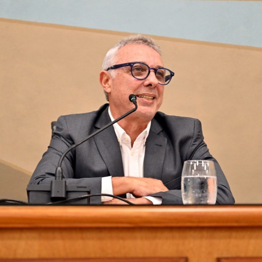 JULIO ZAMORA: 