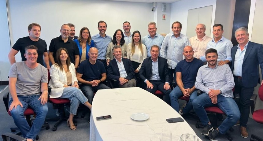 MACRI REUNIÓ A LA TROPA BONAERENSE PARA BUSCAR ORDENAR EL ARMADO ELECTORAL DEL PRO