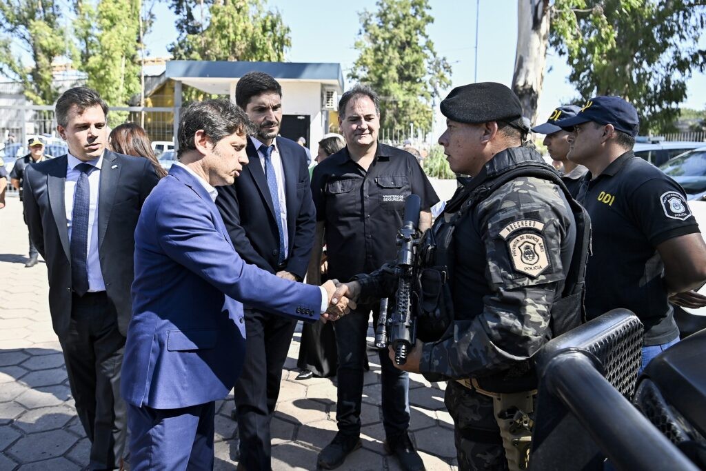 LUCHA CONTRA EL NARCOTRÁFICO: CON CRÍTICAS A MILEI, KICILLOF SE MOSTRÓ CON PULLARO