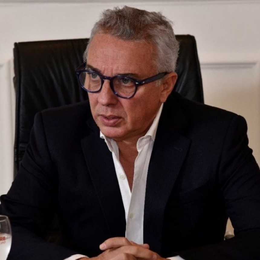 JULIO ZAMORA: 