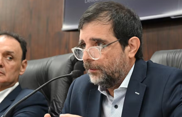 FERNANDO MOREIRA: 