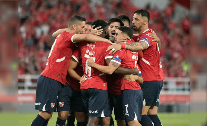 INDEPENDIENTE AVANZA CON PASO DE CAMPEON 