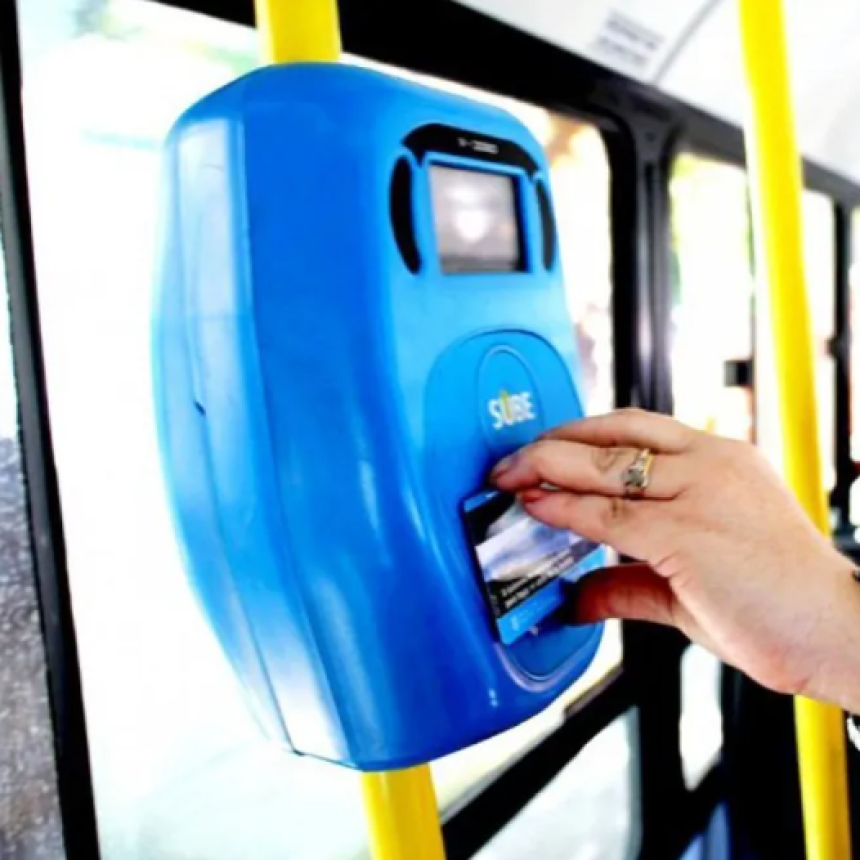 EL BOLETO M&Iacute;NIMO DE COLECTIVO EN EL AMBA SUBE A $700 DESDE ESTE LUNES