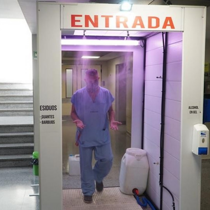 CABINAS SANITIZANTES EN LOS HOSPITALES MUNICIPALES DE SAN ISIDRO