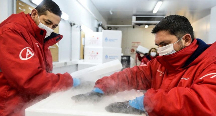 LLEGARON AL PAÍS UN MILLÓN DE VACUNAS SINOPHARM PROVENIENTES DE CHINA