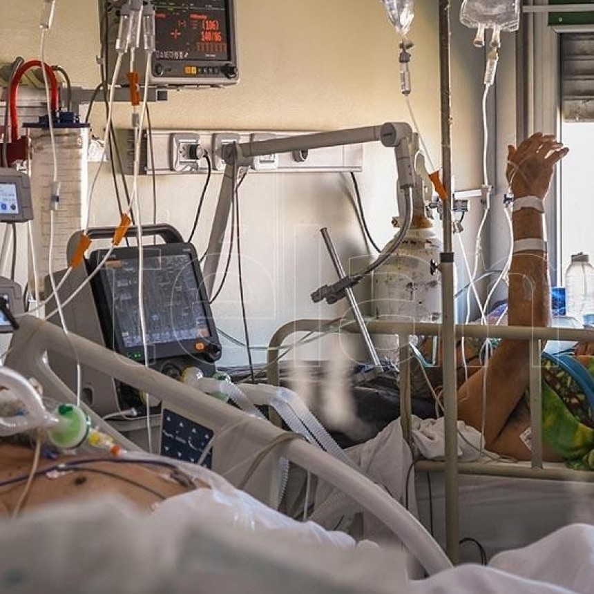 HOSPITALES BONAERENSES PIDEN RESPONSABILIDAD Y GREMIOS PORTEÑOS ADVIERTEN SOBRE COLAPSO