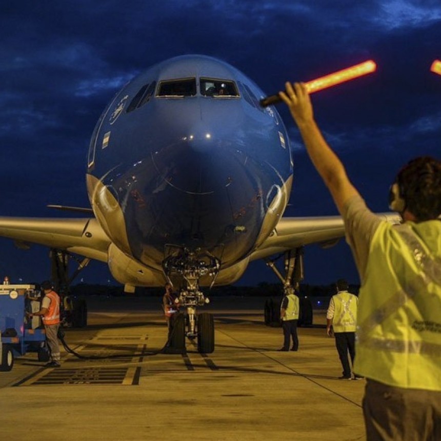 PARTE UN NUEVO VUELO HACIA MOSCÚ PARA TRAER MÁS VACUNAS