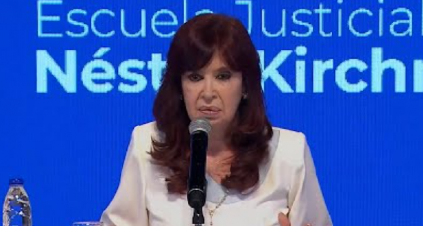 “¿QUÉ ME VENÍS A JODER SI NUNCA TE PASÓ NADA? ¿DE DÓNDE TE TENGO MIEDO?”: QUÉ LE RESPONDIÓ MILEI A CFK
