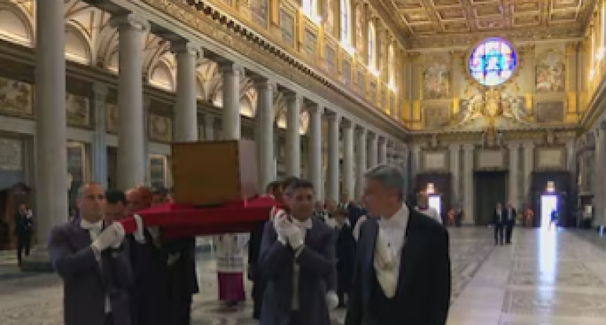  ADIÓS AL PAPA FRANCISCO, EL ATAÚD ESTÁ EN SANTA MARIA MAGGIORE