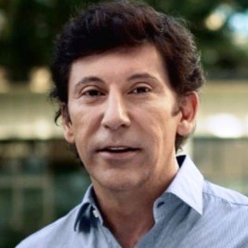 POSSE SE DISTANCIA DE DANIEL SALVADOR