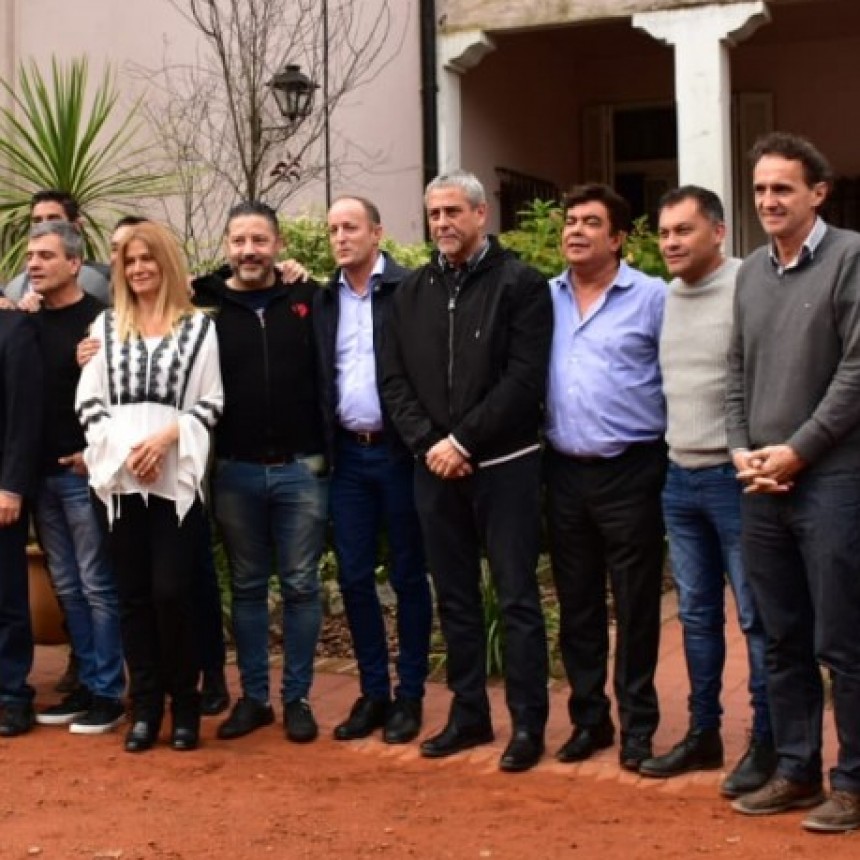 REUNIÓN DE INTENDENTES PERONISTAS EN MERLO