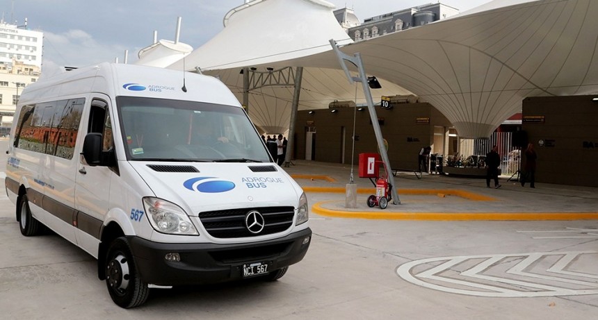 VUELVEN A FUNCIONAR LAS COMBIS Y MINIBUSES CON UNA OCUPACIÓN MÁXIMA DEL 60 POR CIENTO