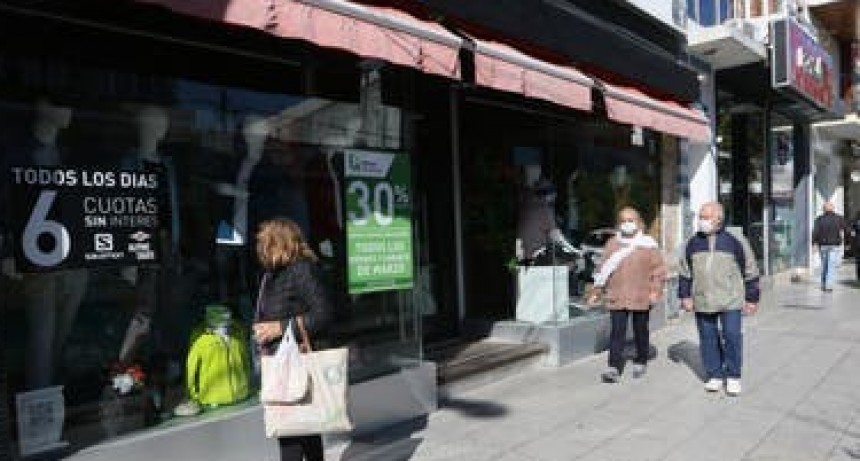 REALIZAN UNA PRUEBA PILOTO EN MAR DEL PLATA CON TODOS LOS COMERCIOS ABIERTOS