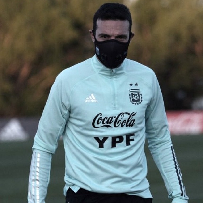 SCALONI DIO LA LISTA PARA LAS ELIMINATORIAS CON VARIAS SORPRESAS