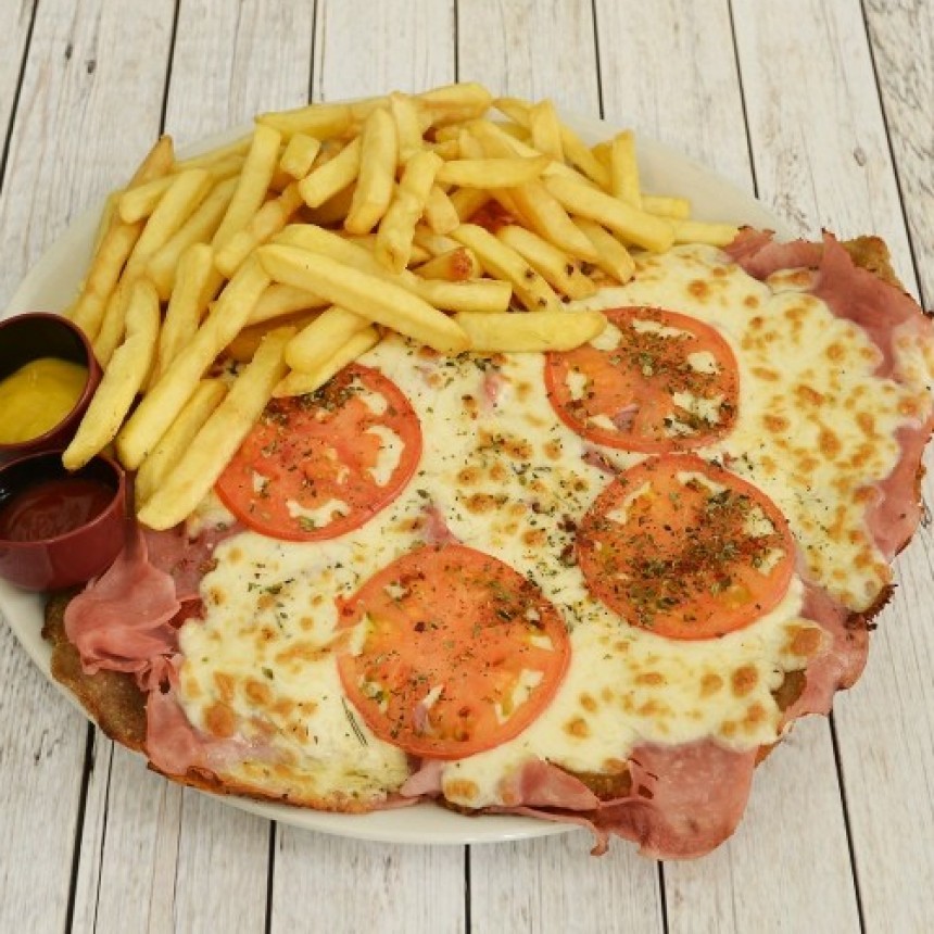 CELEBRAN EL DÍA DE LA MILANESA CON UNA 