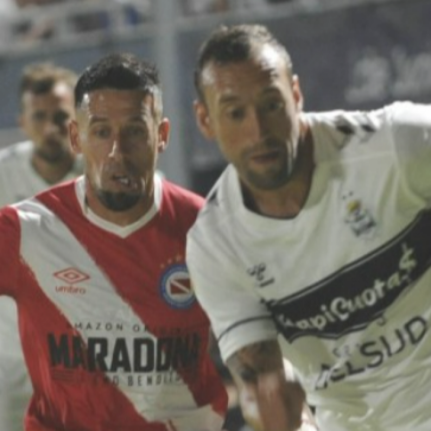 GIMNASIA PEDIRÁ LA QUITA DE PUNTOS A ARGENTINOS POR LA MALA INCLUSIÓN DE MAC ALLISTER