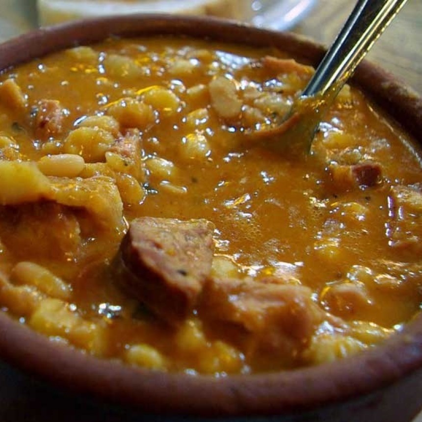 DIEZ RECETAS DE DOÑA PETRONA PARA CELEBRAR LAS FIESTAS PATRIAS