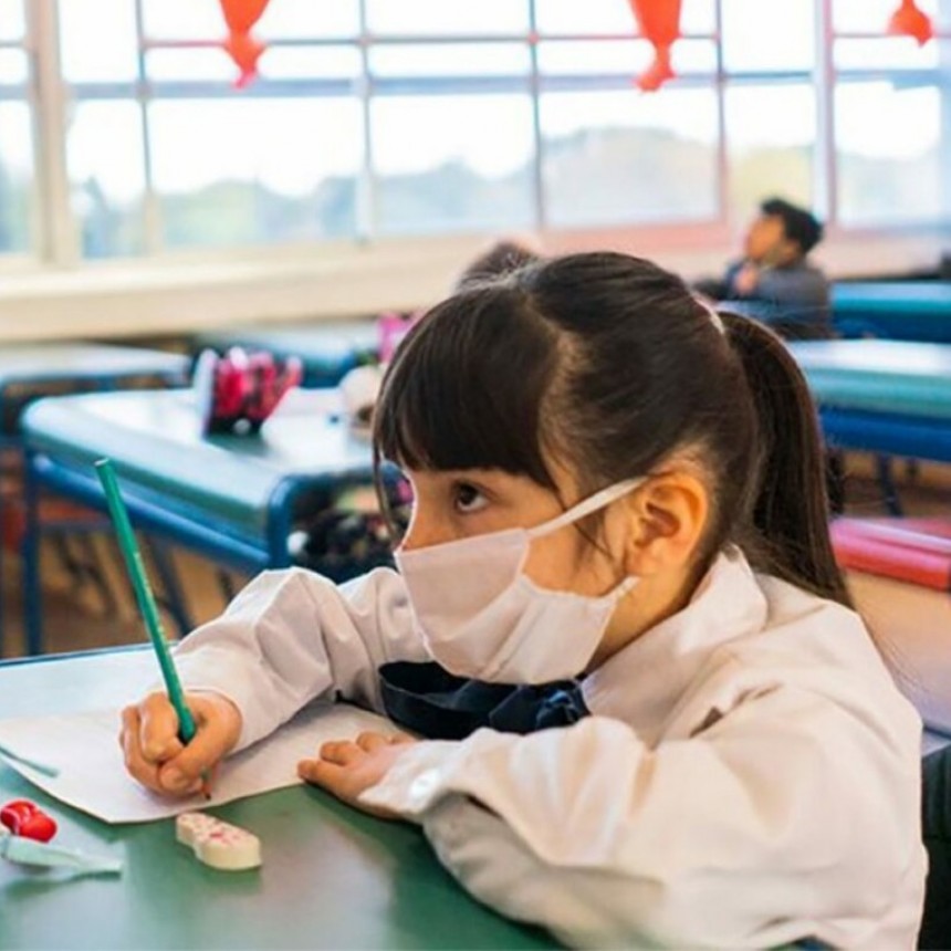 LA PROVINCIA RECOMIENDA USAR BARBIJOS EN LUGARES CERRADOS, INCLUSO EN LA ESCUELA O EN EL TRABAJO