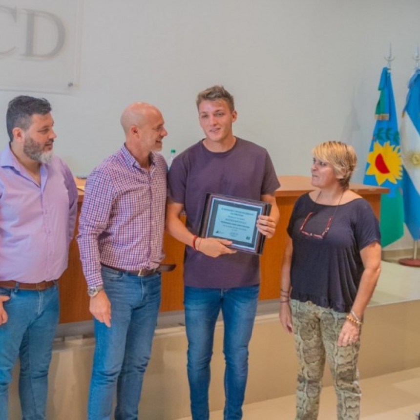SAN FERNANDO RECONOCIÓ A MATEO RETEGUI COMO PERSONALIDAD DESTACADA