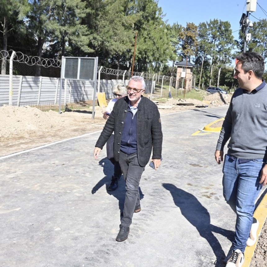JULIO ZAMORA SUPERVISÓ LA REAPERTURA DEL RENOVADO CAMINO BARBARITA