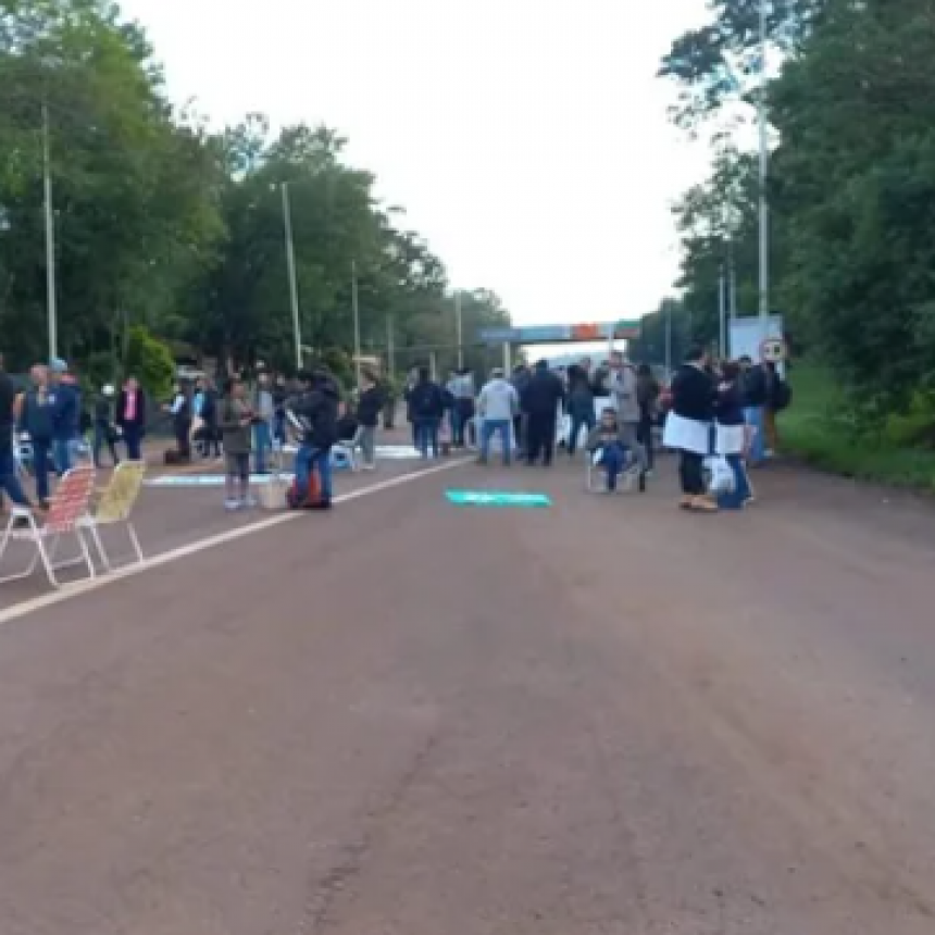 CRECE LA PROTESTA DE LOS POLICÍAS EN MISIONES: SU SUMARON MÉDICOS Y DOCENTES AL RECLAMO SALARIAL